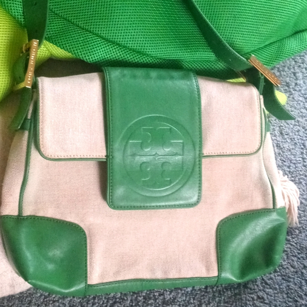 Like new Tory Birch purse